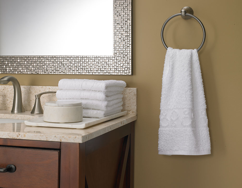 http://www.shophome2.com/images/products/lrg/home2-hand-towel-HOM-310-HT_lrg.jpg